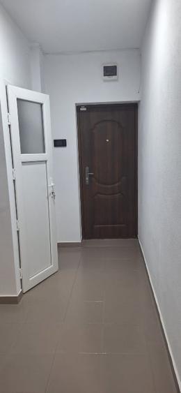 Apartament cu 3 camere decomandat în Obcini