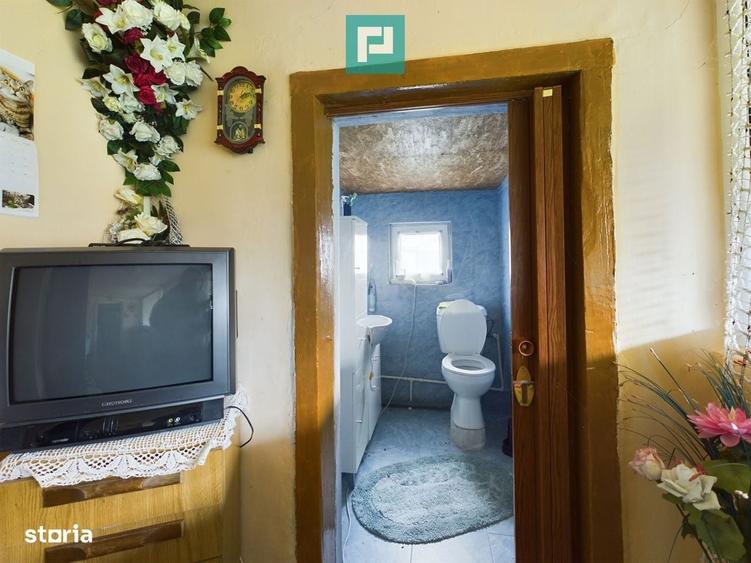 Casă cu 3 camere cu Teren 2622 Mp în Central