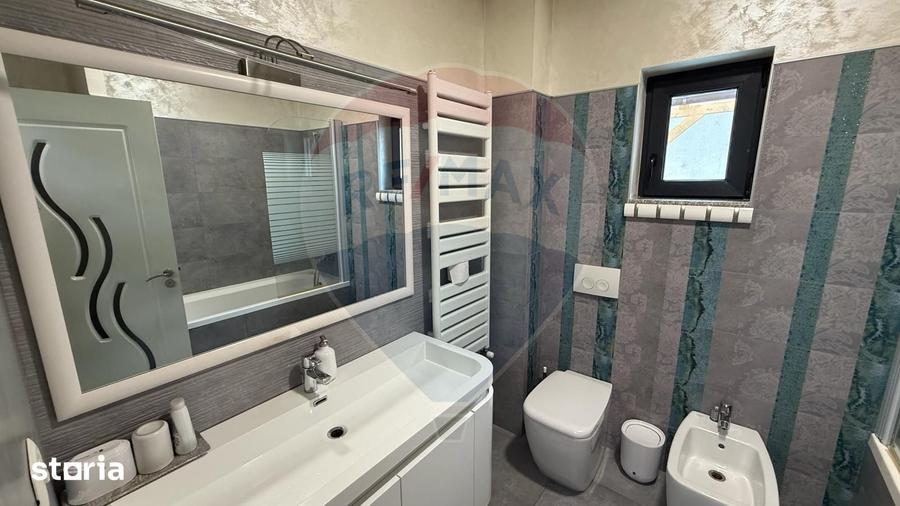 Casă cu 5 camere cu Teren 400 Mp în Vânători