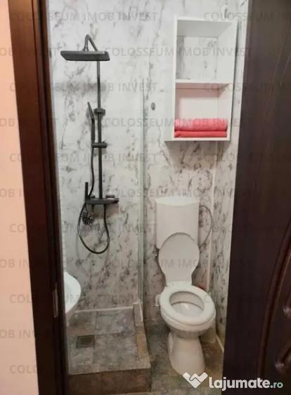 Garsonieră decomandată în Tractorul