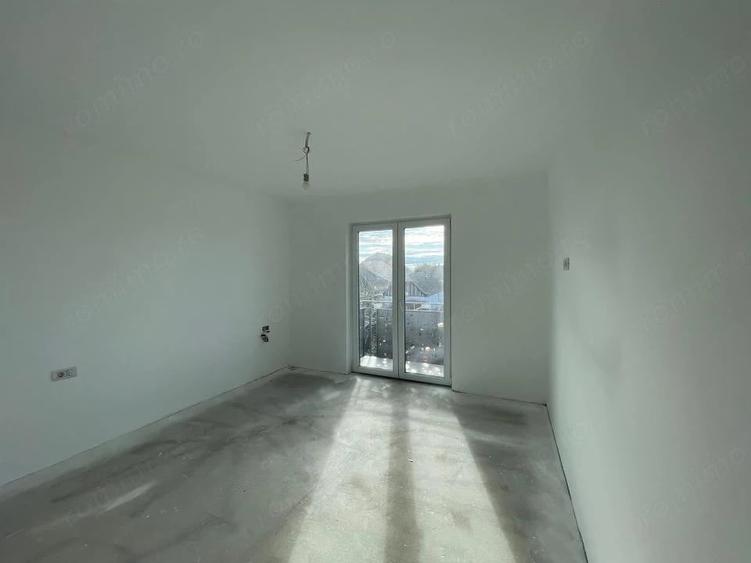 Apartament cu 2 camere decomandat în Giarmata