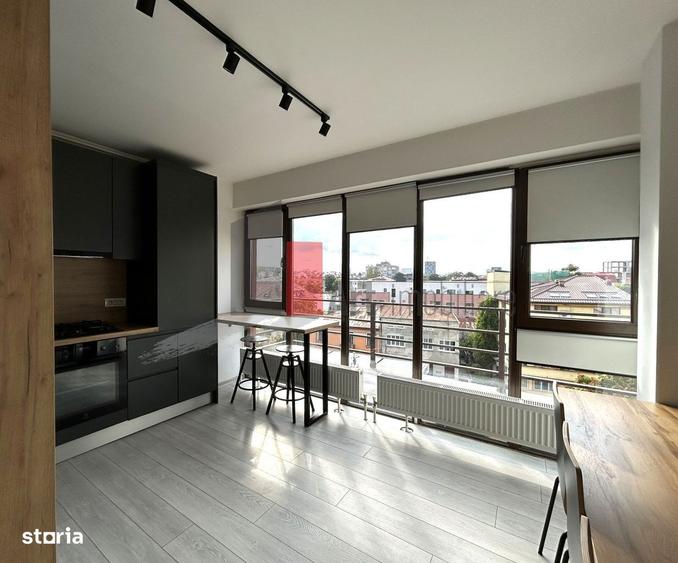 Apartament cu 3 camere, mobilat în Sud
