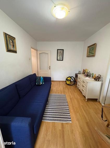 Apartament cu 2 camere nedecomandat în Primăverii