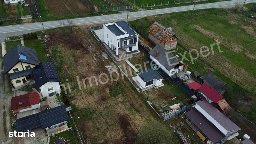 Casă cu 4 camere cu Teren 1000 Mp în Băiculești