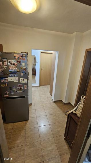 Apartament cu 3 camere decomandat, mobilat în Obor
