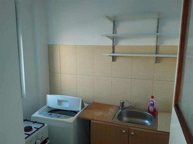 Garsonieră semidecomandată în Dristor