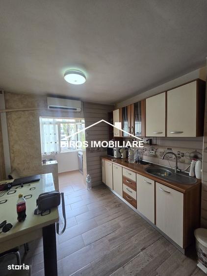 Apartament cu 2 camere decomandat în Valea Rosie