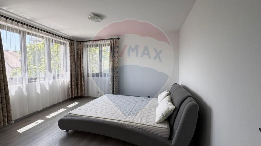 Apartament cu 3 camere semidecomandat, mobilat în Mărăști