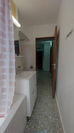Apartament cu 2 camere decomandat în Cantemir