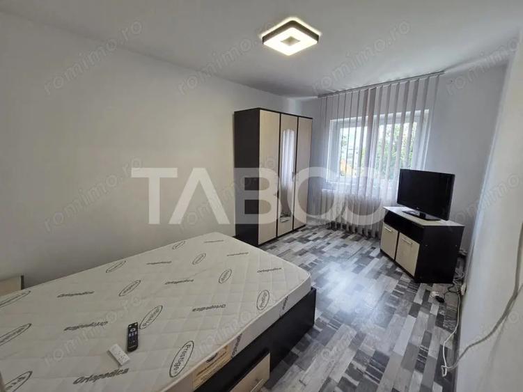 Apartament cu 2 camere decomandat, mobilat în Central