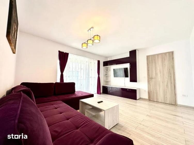 Apartament cu 3 camere decomandat în Tractorul