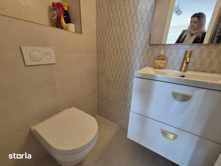 Apartament cu 3 camere în Craiovei