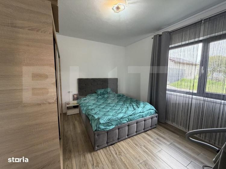Apartament cu 3 camere decomandat în Crișeni