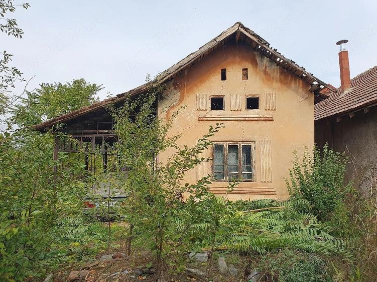 Casă cu 3 camere cu Teren 660 Mp în Bratovoești