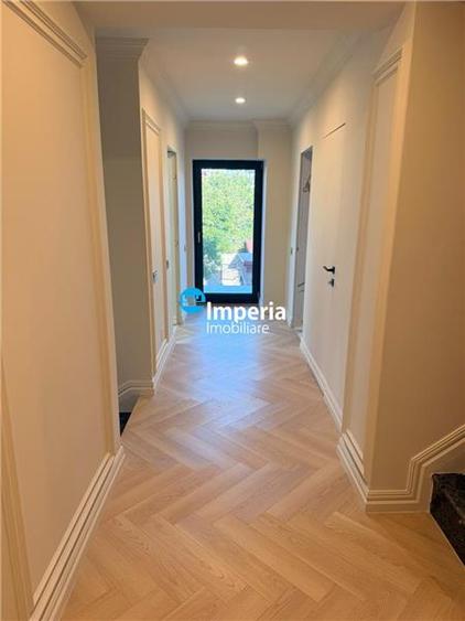 Casă cu 6 camere cu Teren 520 Mp în Băneasa