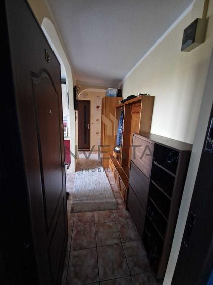 Apartament cu 2 camere decomandat, mobilat în Între Lacuri