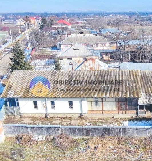 Casă cu 5 camere cu Teren 2189 Mp în Central
