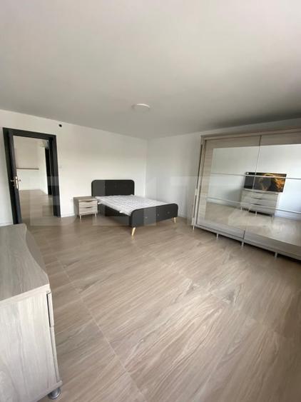 Apartament cu 3 camere decomandat, mobilat în Central