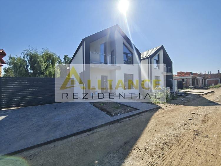 Casă individuală cu 4 camere cu Canalizare în Berceni