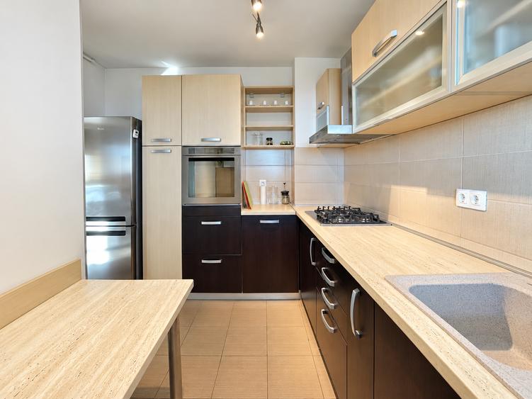 Apartament cu 2 camere decomandat, mobilat în Parcul Circului