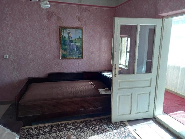 Casă cu 3 camere cu Teren 650 Mp în Central