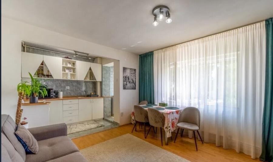 Apartament cu 2 camere decomandat, mobilat în Dristor