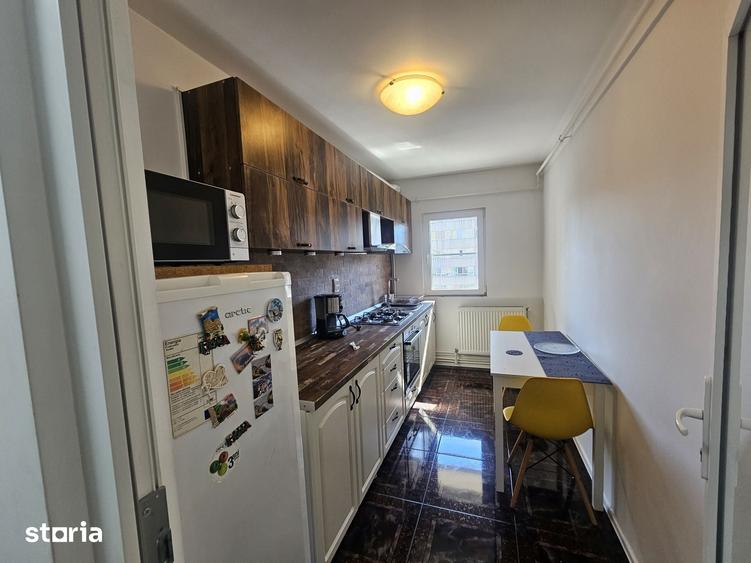 Apartament cu 2 camere decomandat în Gară
