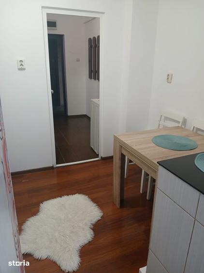 - Apartament 1 camera Dorobantilor, suprafata 38mp, etaj 3/4, mobilat. - 2