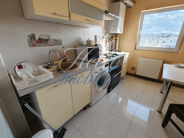 Apartament cu 2 camere decomandat, mobilat în Mărăști