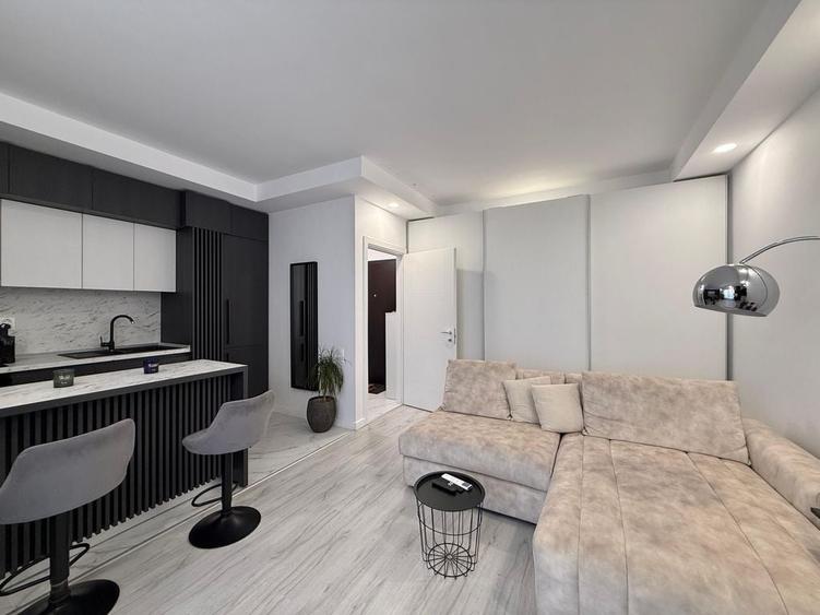 Apartament cu 2 camere semidecomandat în Ștefăneștii de Jos
