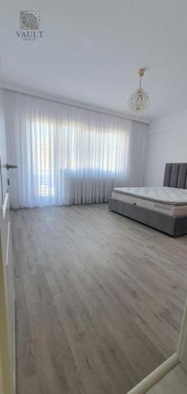 Apartament cu 4 camere decomandat, mobilat în Jiului