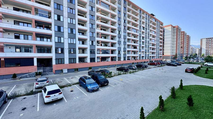 Garsonieră nouă de închiriat, prima închiriere, Strada Nicolae Labiș, Tractorul - 24