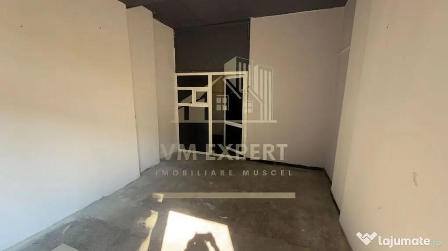Spațiu comercial, de 47 mp, în Central