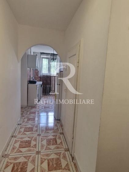 Apartament cu 2 camere decomandat, mobilat în Ultracentral