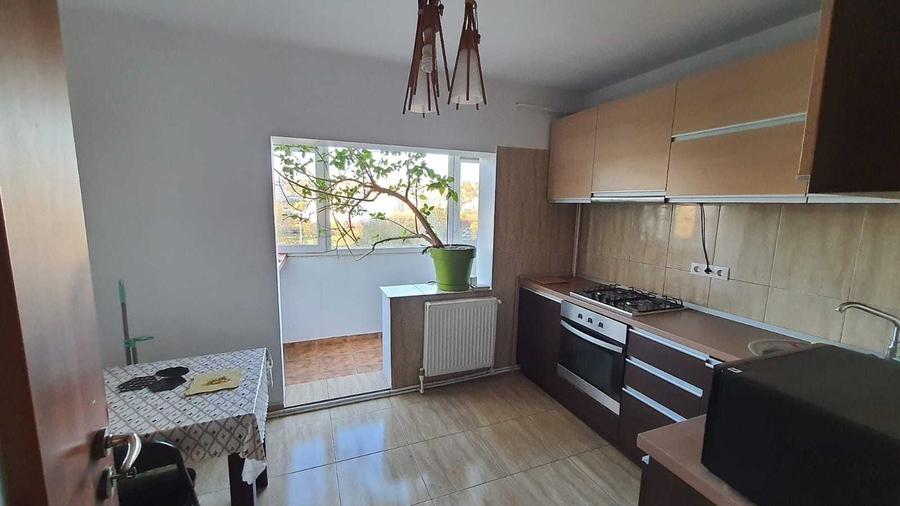 Garsonieră decomandată în Dacia