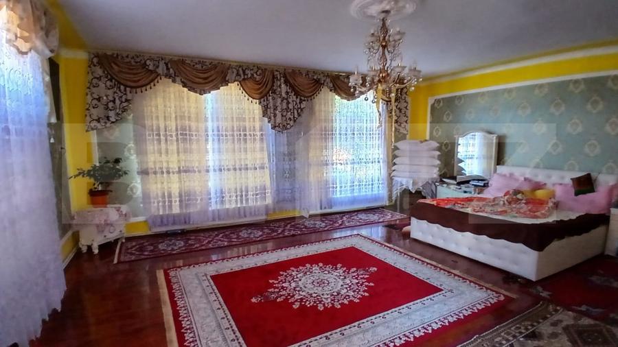 Casă individuală cu 6 camere cu Canalizare în Gornești