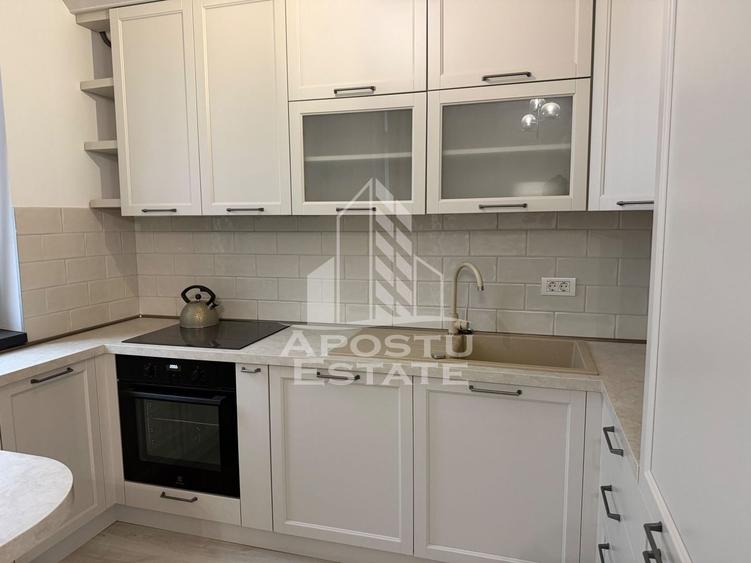 Duplex cu 5 camere cu Canalizare în Mehala