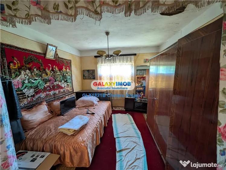 Casă cu 3 camere cu Teren 3000 Mp în Lipia