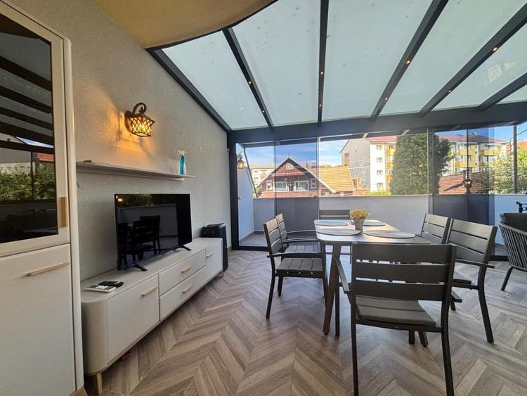 Apartament cu 3 camere decomandat, mobilat în Independenței