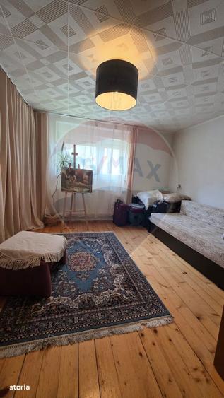 Casă cu 3 camere cu Teren 1750 Mp în Dârlos