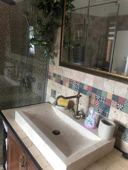 Casă cu 3 camere în Central