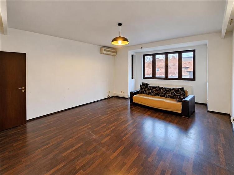 Apartament cu 2 camere decomandat în Semicentral