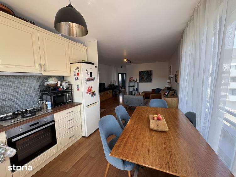 Apartament cu 3 camere în Bună Ziua