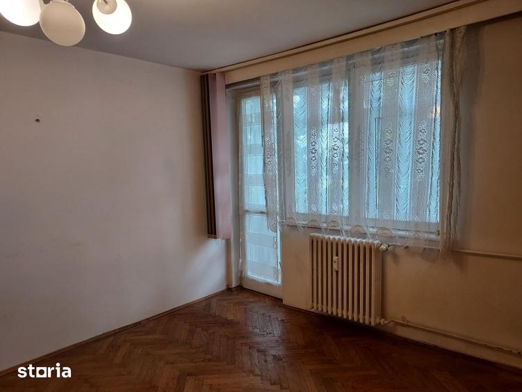 Apartament cu 2 camere semidecomandat în Ultracentral