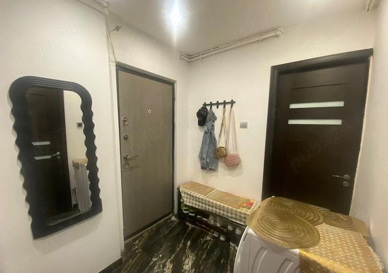 Apartament cu 2 camere semidecomandat, mobilat în Calea Victoriei
