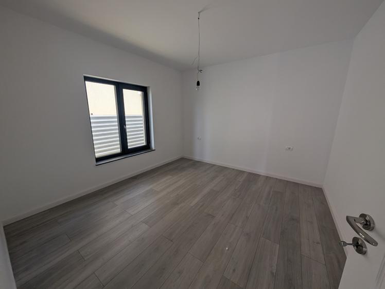 Casă individuală cu 4 camere cu Teren 486 Mp în Nord