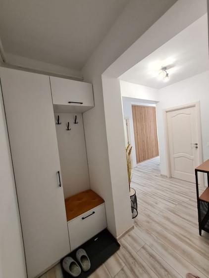 Garsonieră decomandată în Central