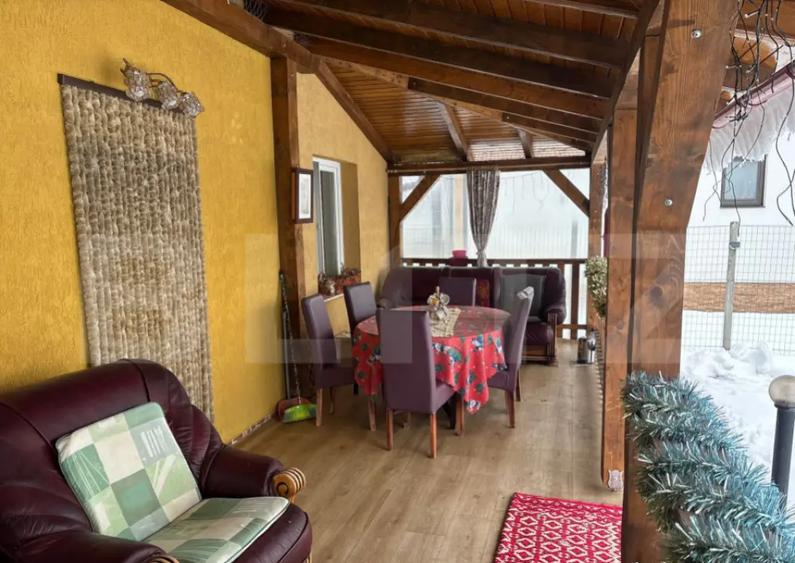 Casă cu 7 camere cu Teren 1300 Mp în Central