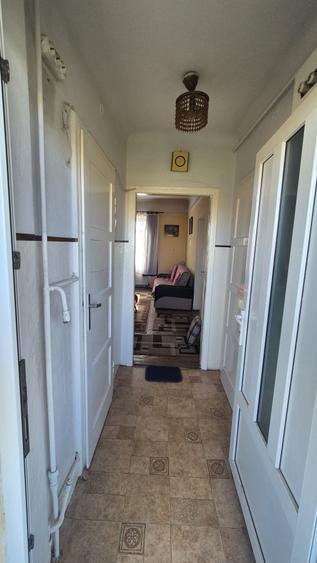 Apartament cu 2 camere semidecomandat în Decebal