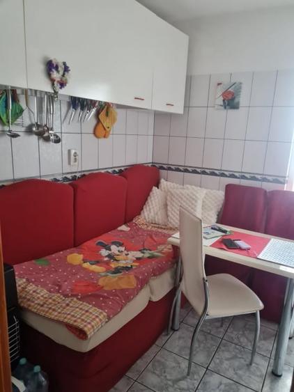 Apartament 3 camere de vânzare, decomandat – zona Inelul 1 - 7